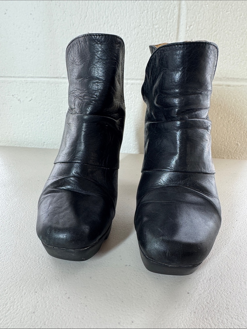 LIKE SMUG Black Leather Heeled Ankle Boots Size 36 Platform Moto Boho Steampunk - Picture 3 of 15